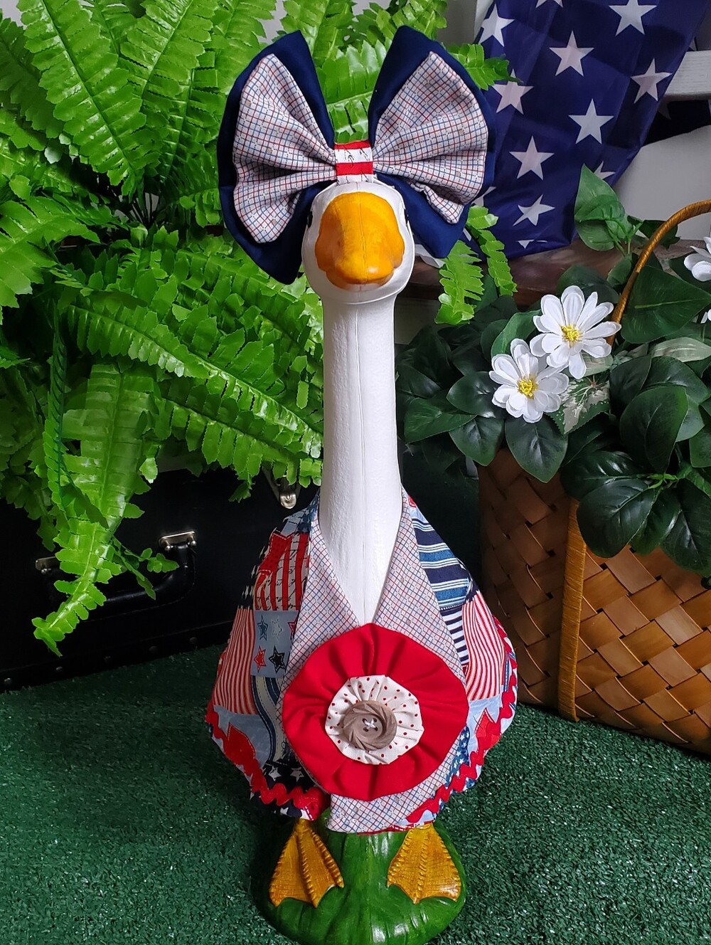Patriotic Porch Goose Outfit & Bow  Fits 19"